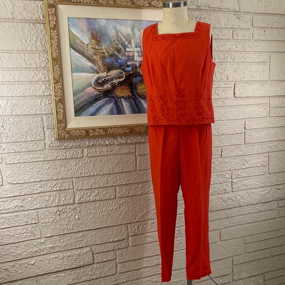 M. H. M. 2pc Linen Blend Scroll Design Pants Suit